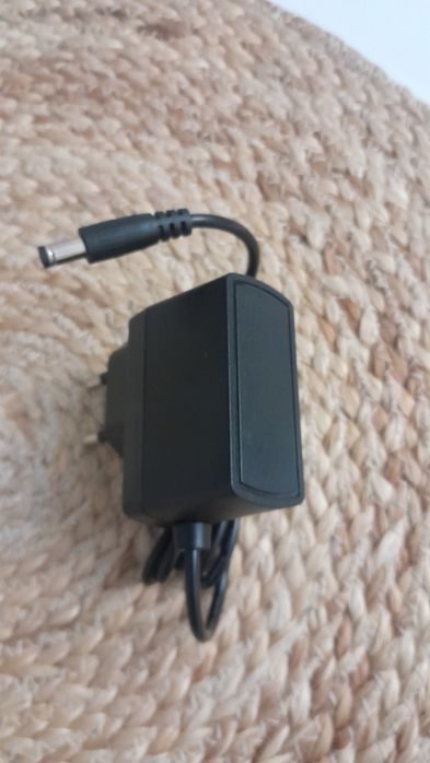 Блок живлення 9v до гітарних педалей ефектів