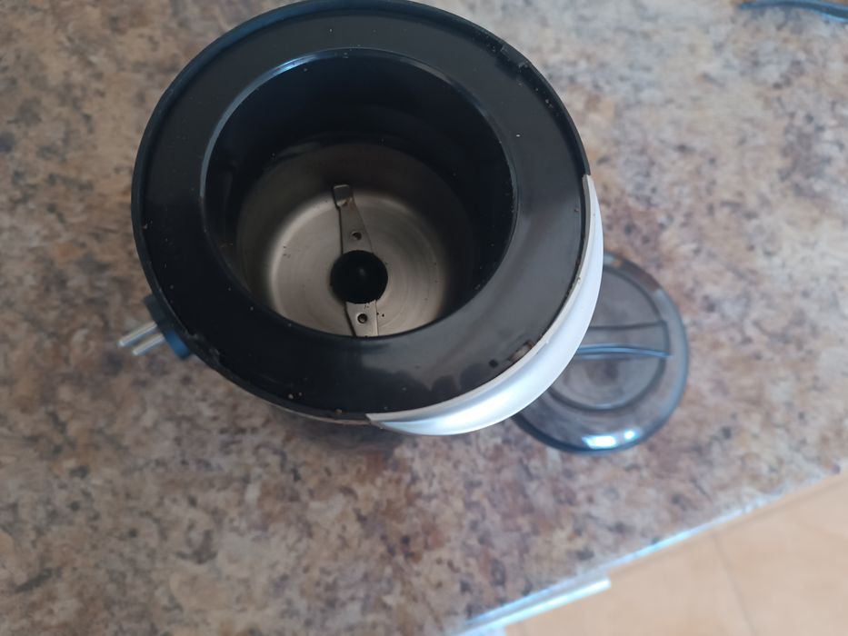 Кавомолка Maestro MR453-GREY Місткість: 60 г Потужність: 220-240 В, ~5