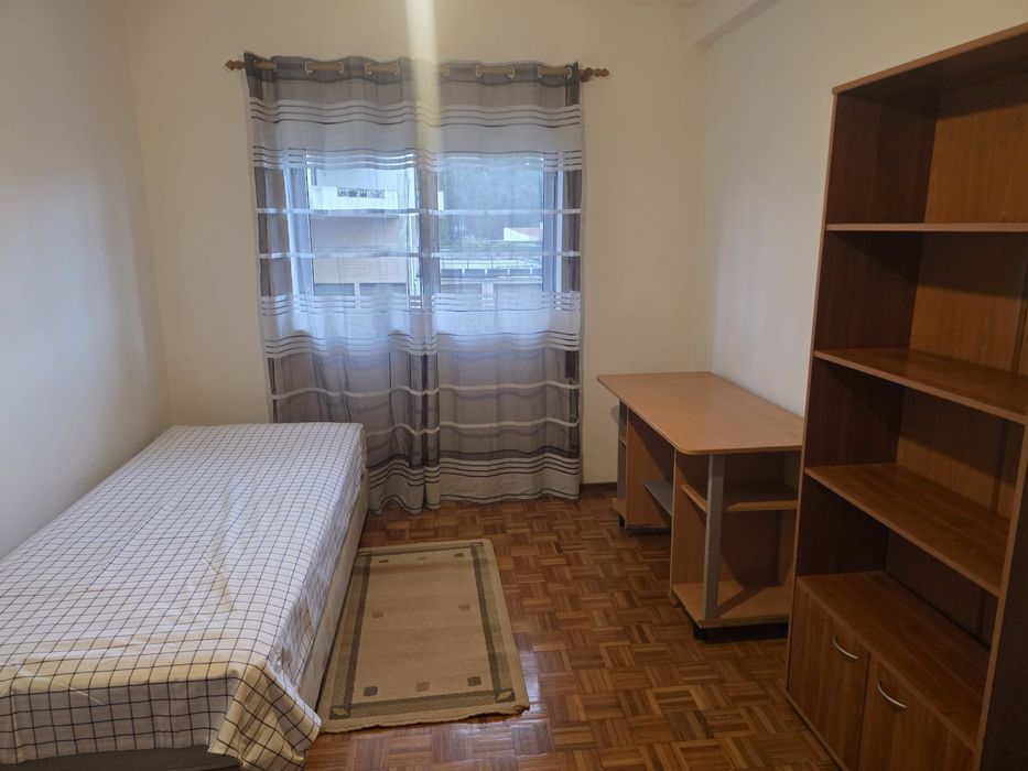 Quarto individual para estudante.