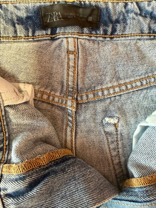 Блакитні джинси Zara