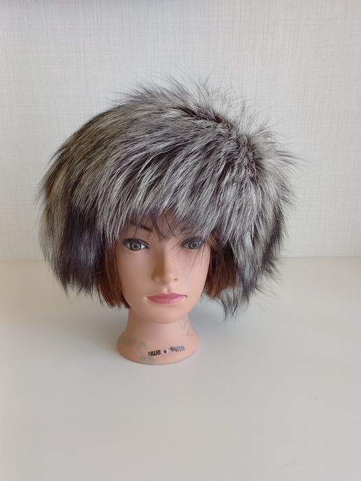 Шапка с чернобурки без дна