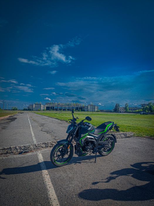 мотоцикл Musstang ST 200 та багато допів