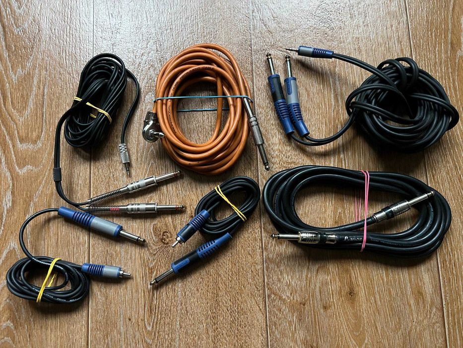 Гітарний сет: Boss DD-7, VOX Satchurator, Zoom G1Next, тюнер Boss, кабелі