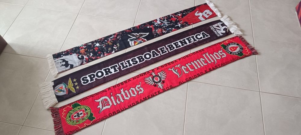 3 cachecois do Benfica