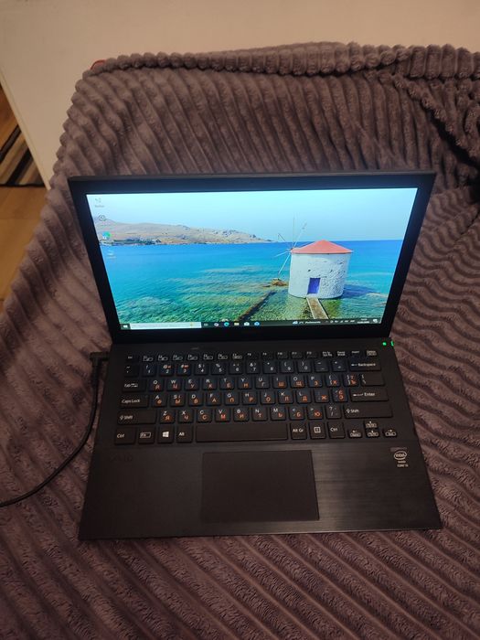 Продам ноутбук sony vaio pro 13SVP132A1CM.