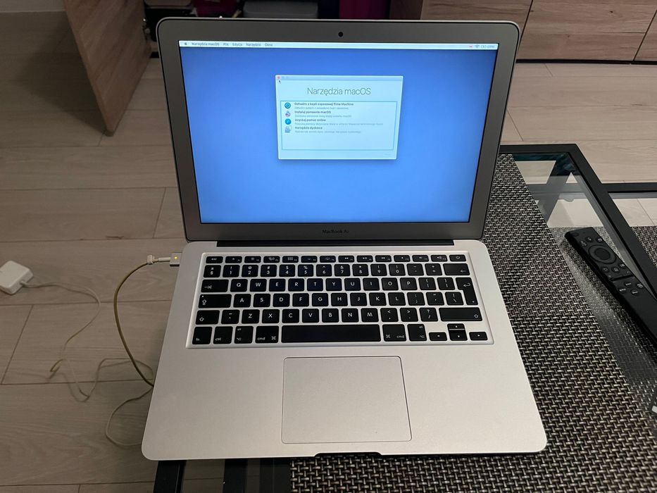 Pierwszy MacBook Air 13,3 cala dla Twojego dziecka