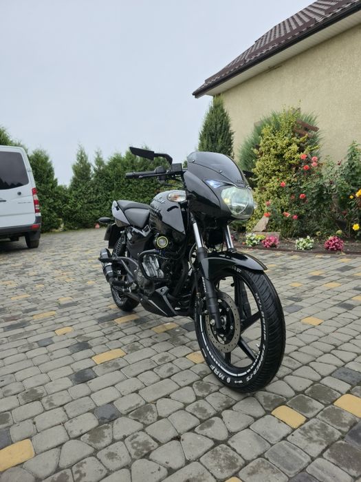 Продам bajaj pulsar 180