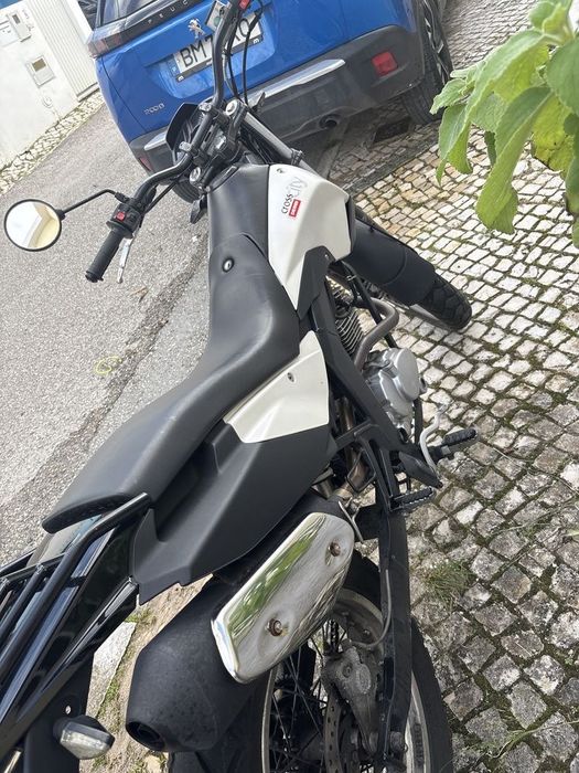 Moto derby cross city