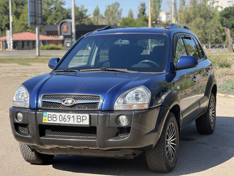 Продам машину !!