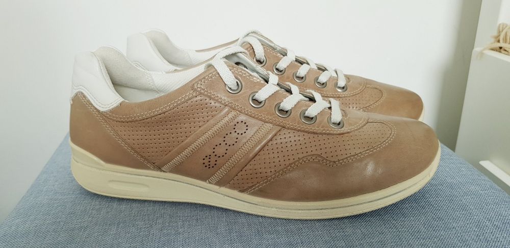 Ecco sneakersy ze skóry naturalnej, brąz/taupe