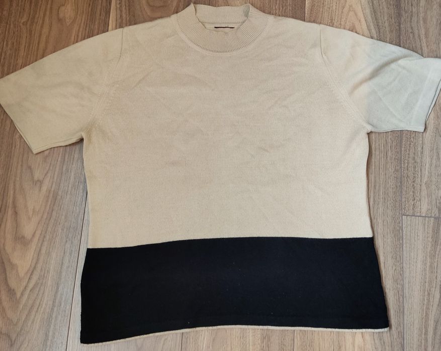 Sweter sweterek bluzka z krótkim rękawem beżowy czarny golf