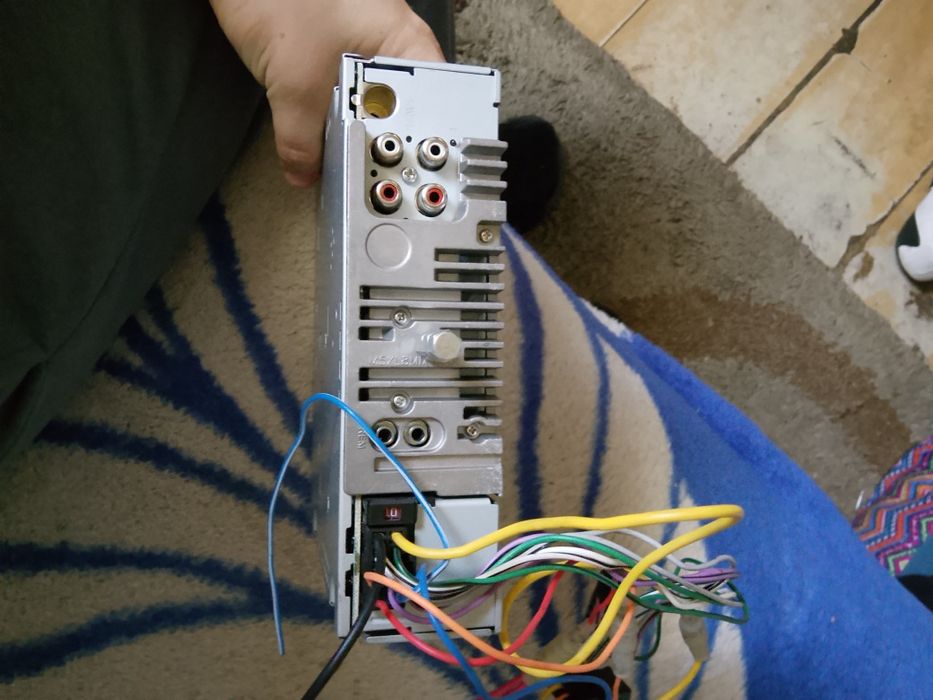 Radio Alpine na bluetooth