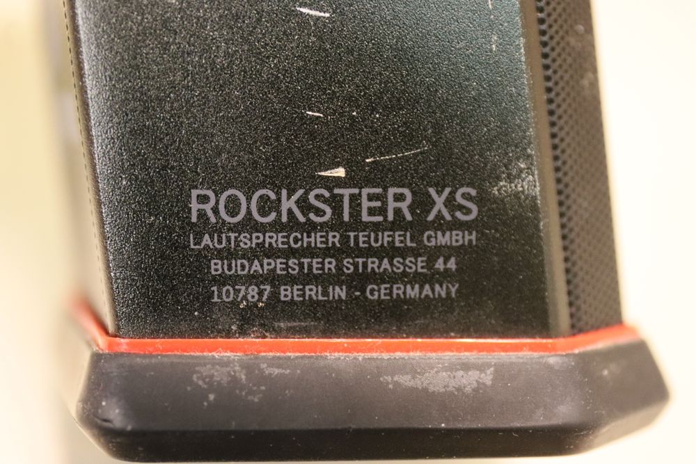 Блютуз колонка  rockster xs Teufel