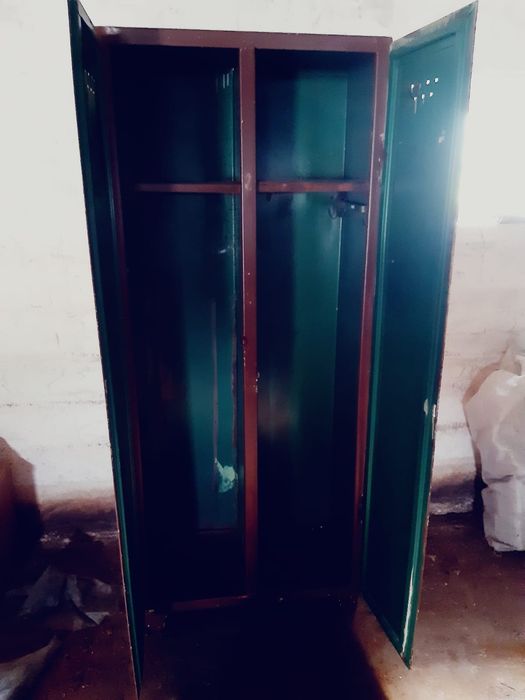 Szafa BHP metalowa