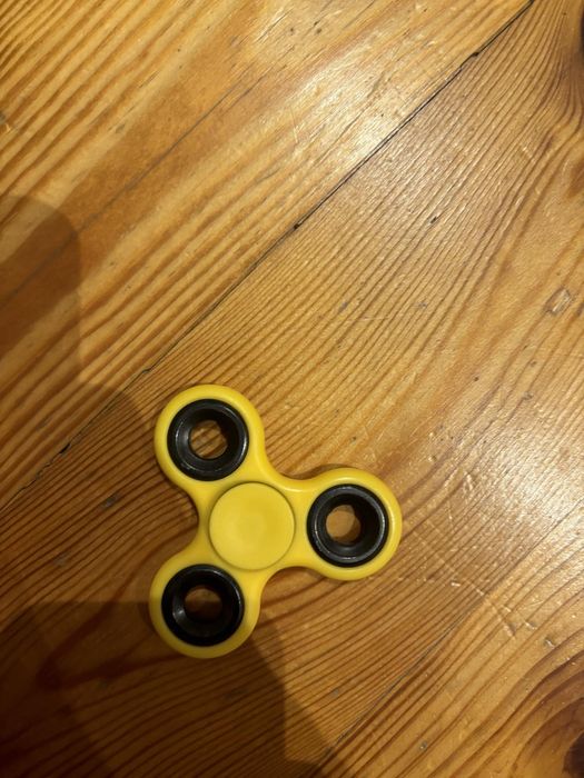 fidget spinner żółty