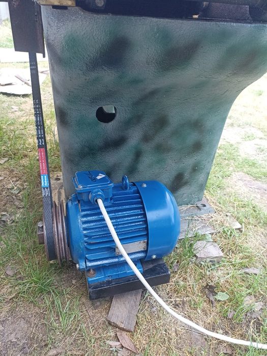 Деревообрабатывающий станок