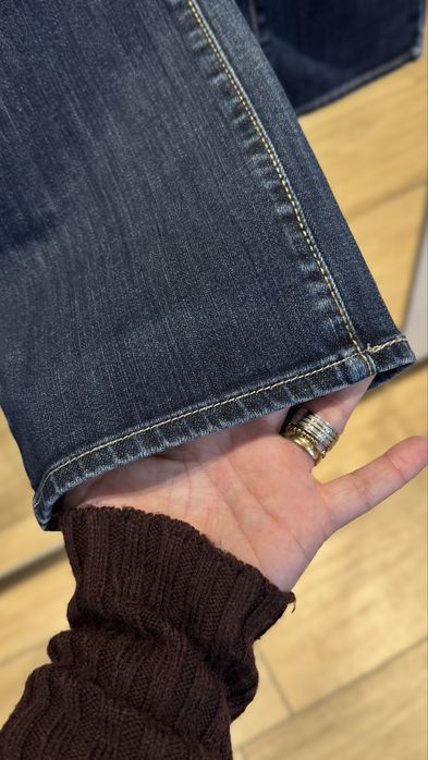 Levi’s Demi Curve 28x34 – Classic Straight Leg Jeans