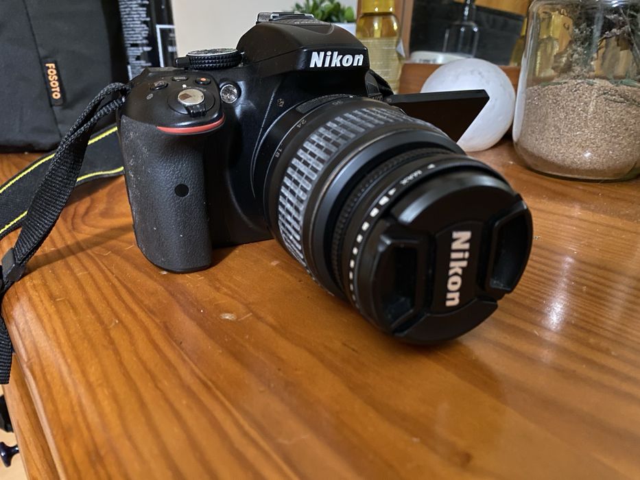 Nikkon d5300 com 2 objetivas mais extras