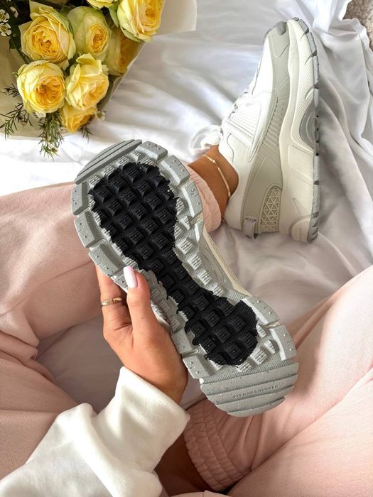 Nike Zoom Vomero Roam Summit White Light Bone premium , Nike Zoom