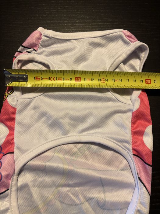 Roupa de cadelinha ou gatinha