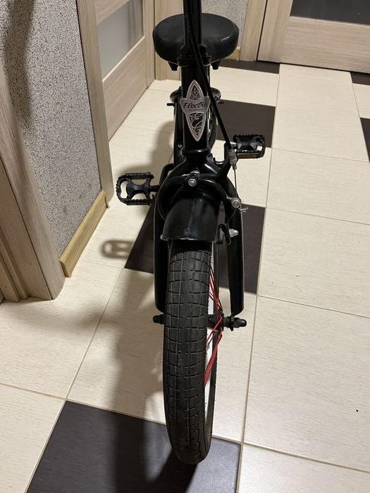 Electra Straight 8 16 inch Junior Cruiser Bike