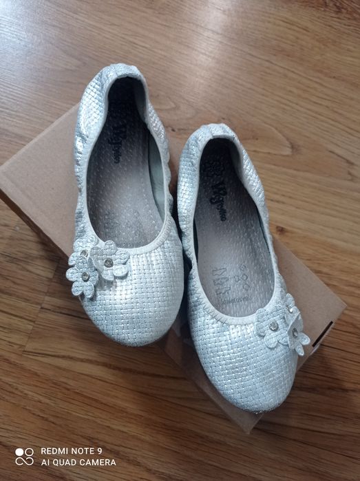 Baletki dla dziewczynki rozm 30 wojtyłko srebrne