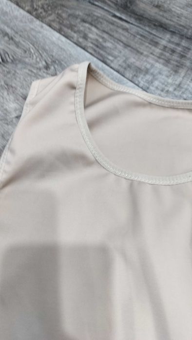 Компресійна корегуюча майка