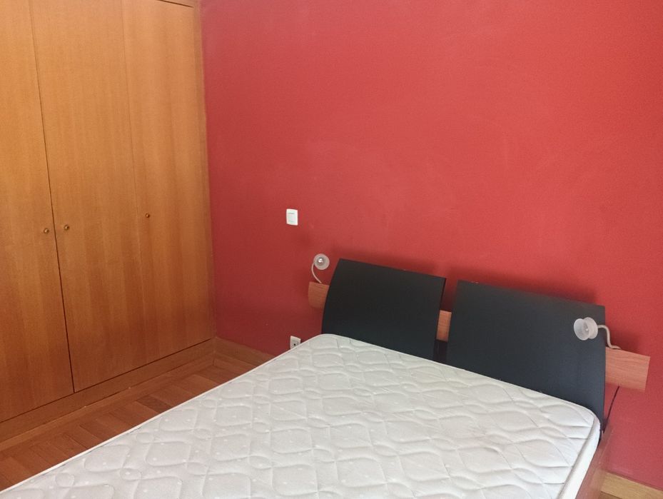 Aluguer de dois quartos com suíte