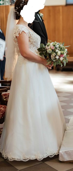 Suknia ślubna 42  Ivory