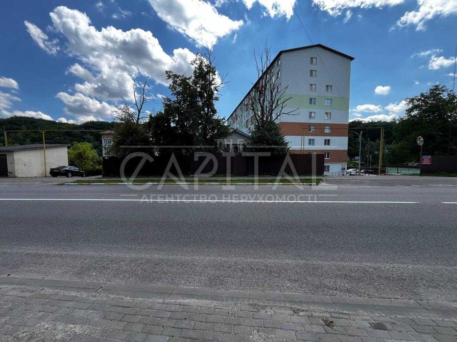 Продаж будинку під комерцію Обухів