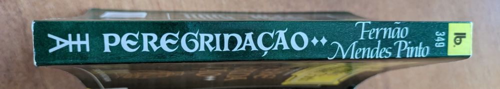 Livros "Peregrinação" e "Tinha chovido na véspera"