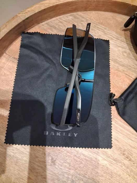 Okulary przeciwsłoneczne Oakley