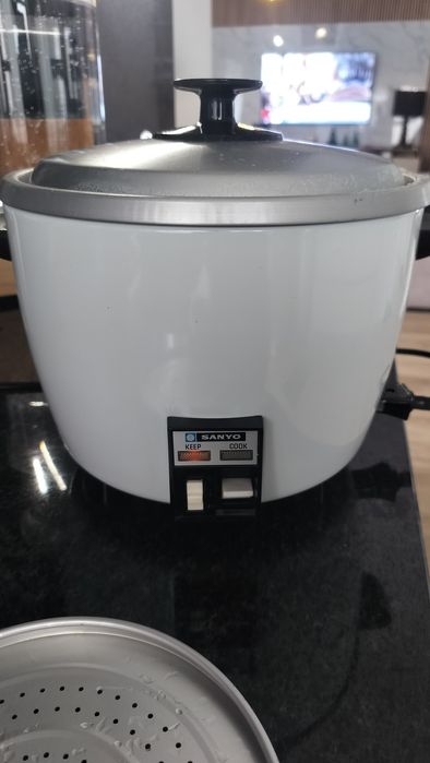 Panela   elétrica de arroz-Sanyo