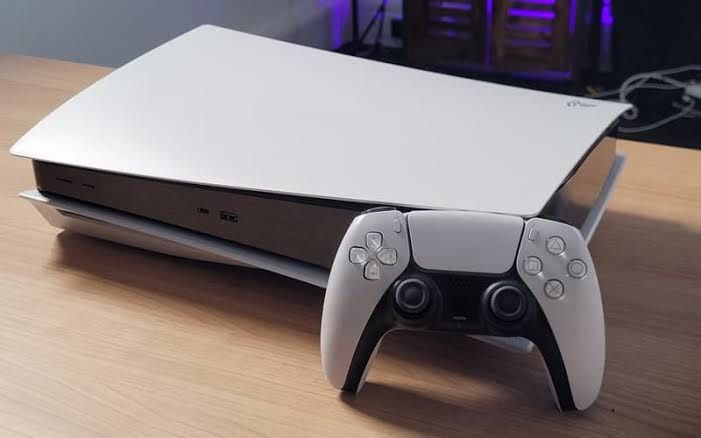 Ps5 1tb leitor de cds e digital usado mas em otimo estado um controle