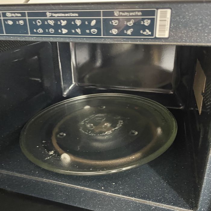 Microondas Samsung Preto com Cozedura saudável, 23 L