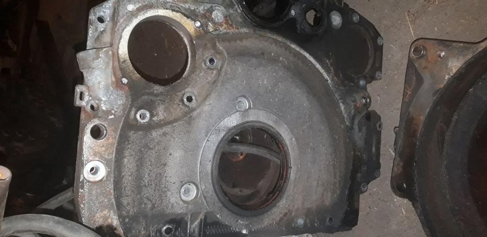 Pokrywa rozrządu silnik deutz bf4m