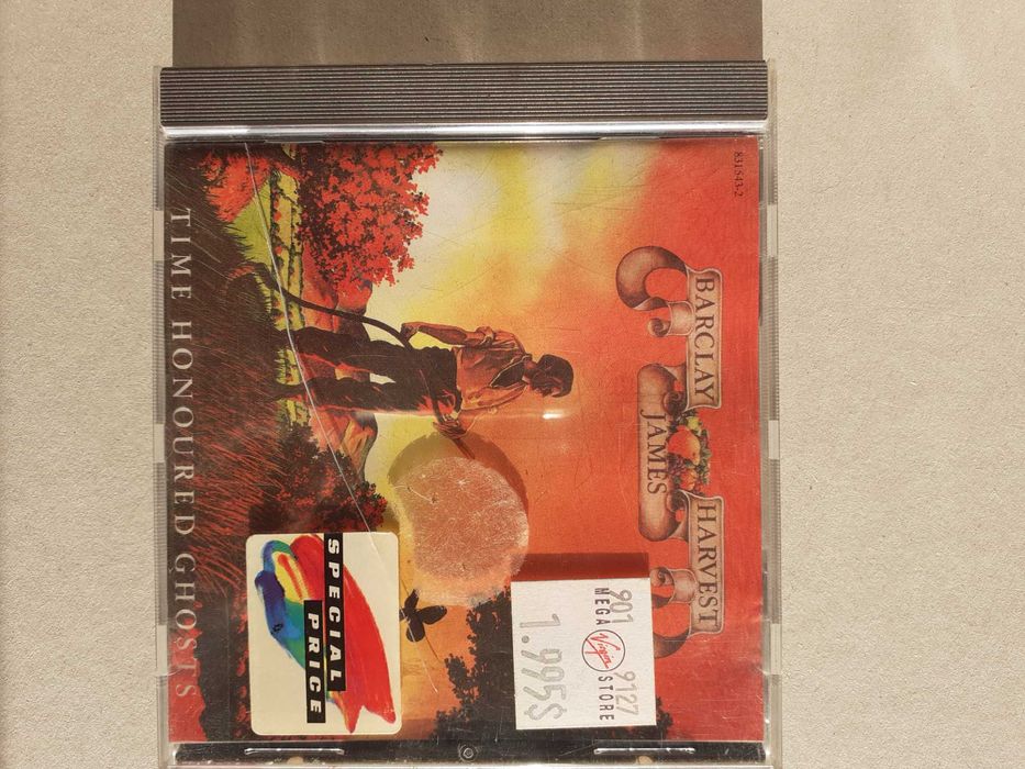 BARCLAY JAMES HARVEST - Time Honoured Ghosts