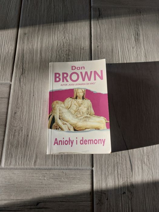 Anioły i demony  Dan Brown