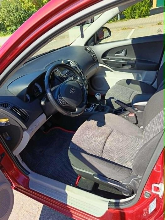 KIA CEED 2007r 120km 1.6 BENZYNA