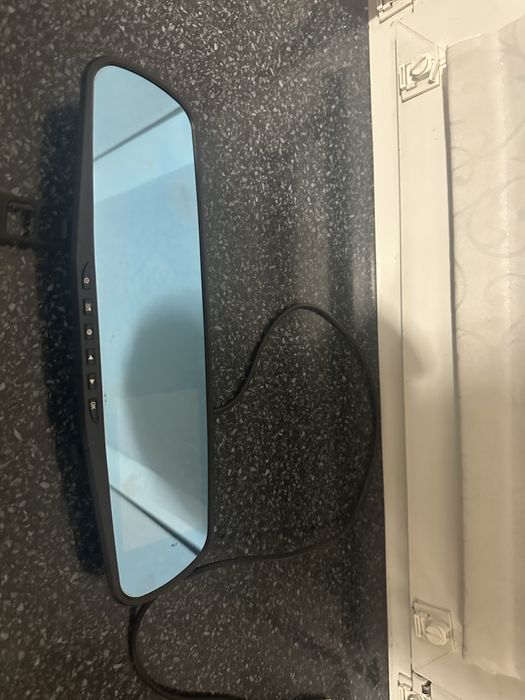 Дзеркало відеореєстратор