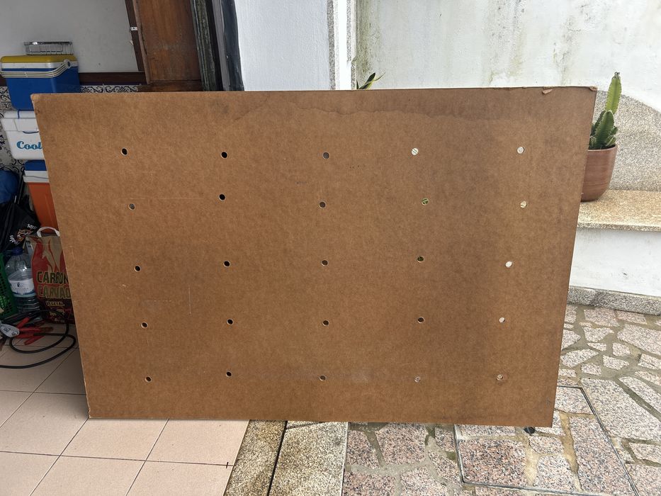 Cama em ferro (azul) usada em bom estado preço negociavel