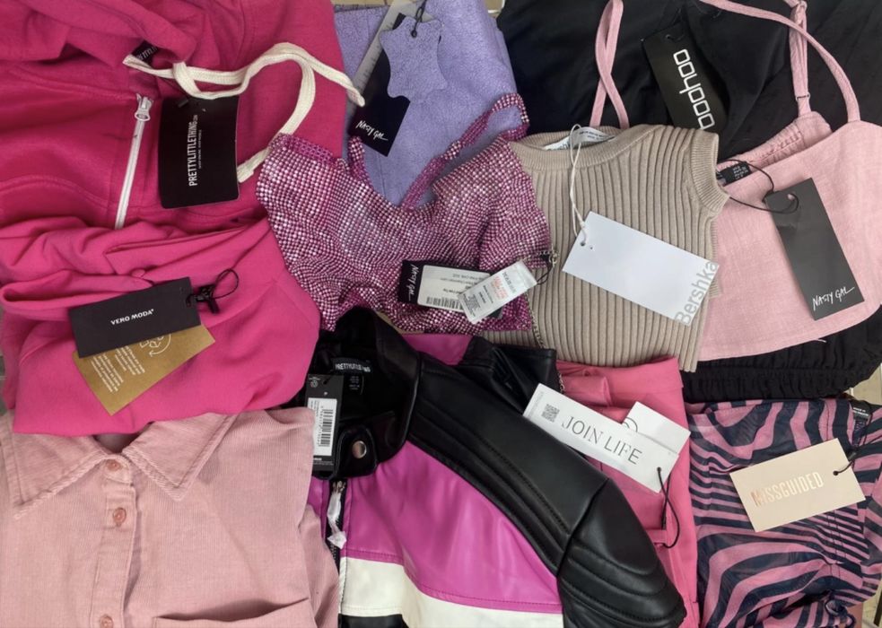 Ubrania nowe z metkami