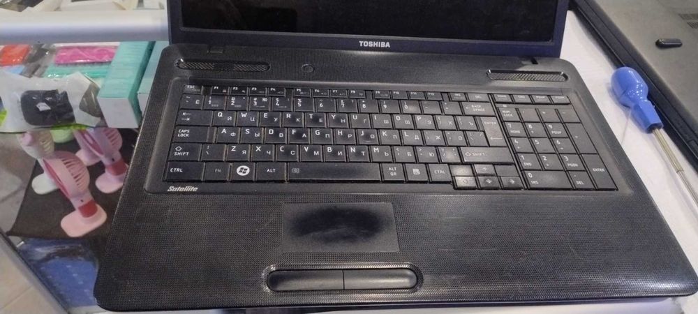 продам ноутбук Toshiba c670-13D