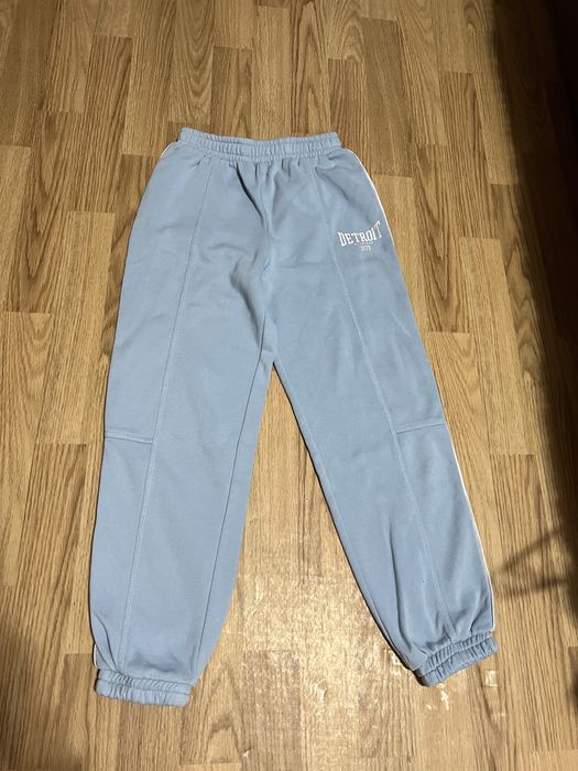 Спортивні штани жіночі