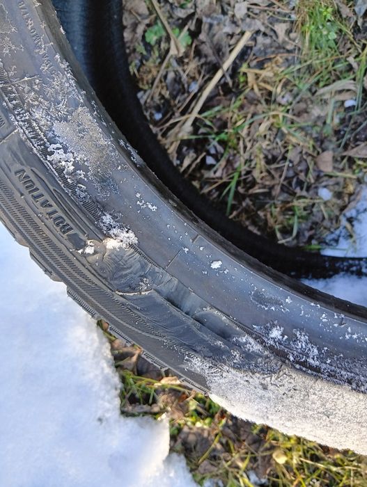 Maxis Premitra all Season ap3 255.35.19.96w 8mm z 24rok