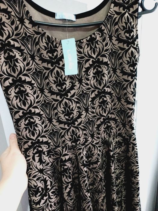 Elegancka sukienka do pracy biura S