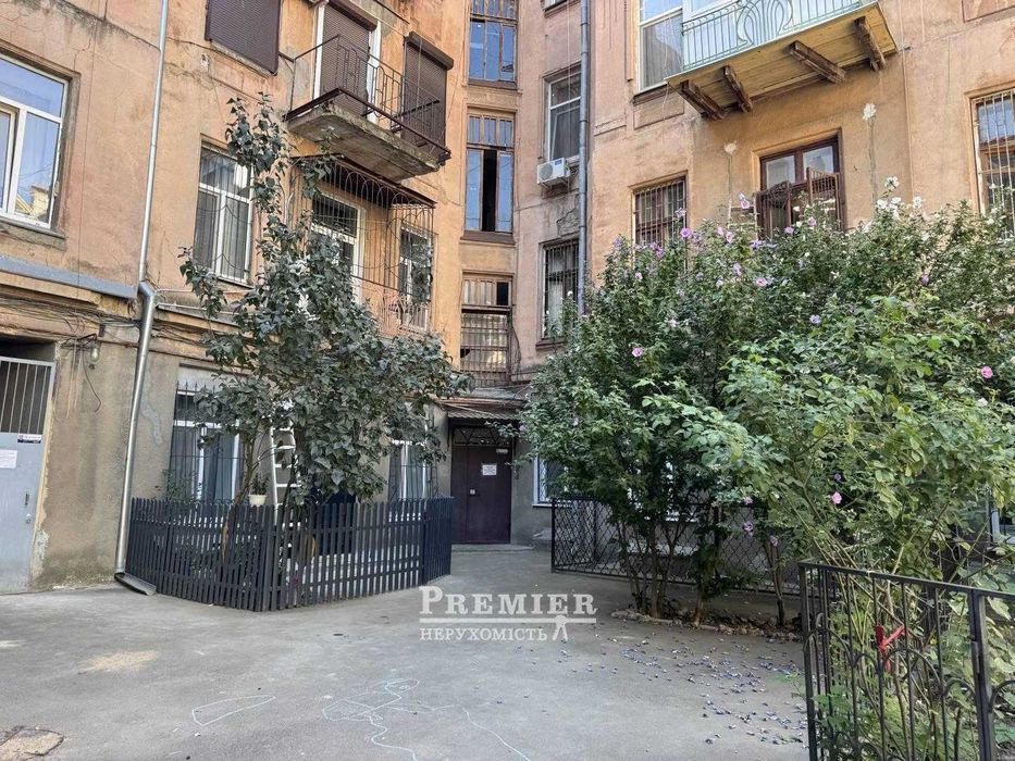 2 ком. квартира центр Преображенская ул