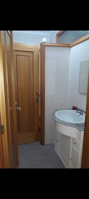 Aluguer de loja/espaço
