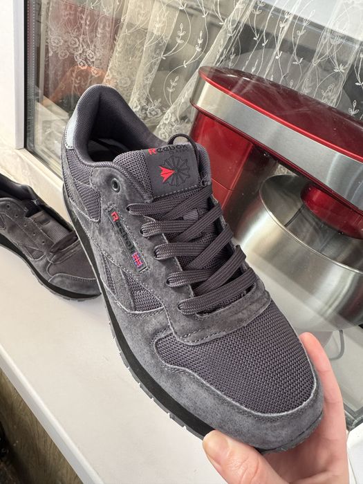 Чоловічі кросівки Reebok 44р-28см устілка