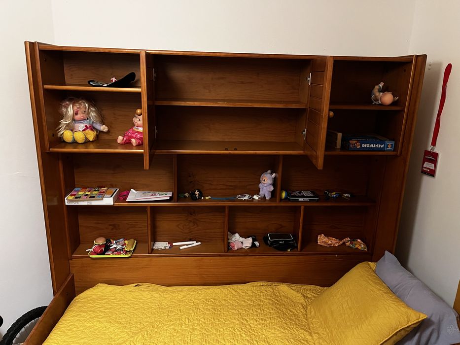 Estudio cama com gavetao